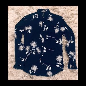 H & M Longsleeve regular fit